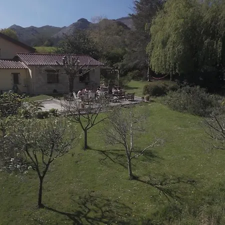Casa Val De Vida - With Big Garden Дом отдыха Ла-Кавада